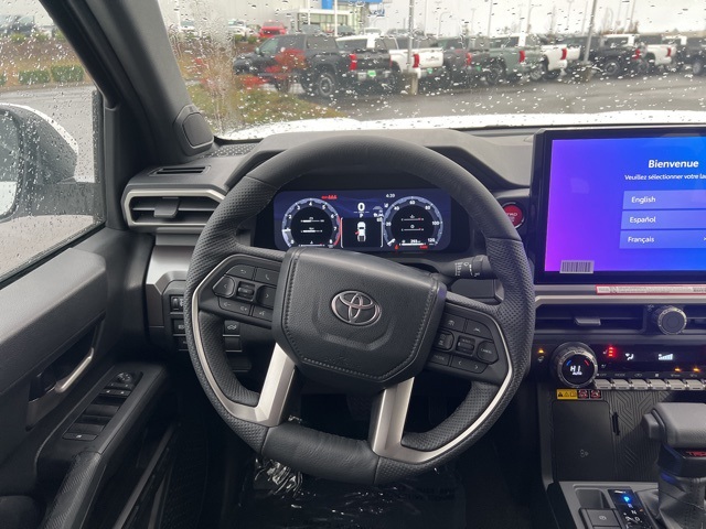 Vehicle image 6 of 19