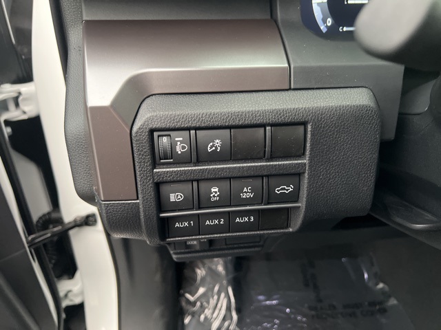 Vehicle image 12 of 19