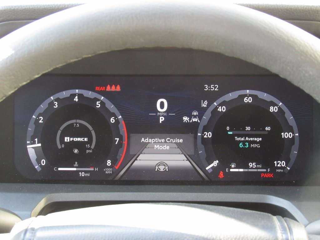 Vehicle image 24 of 40