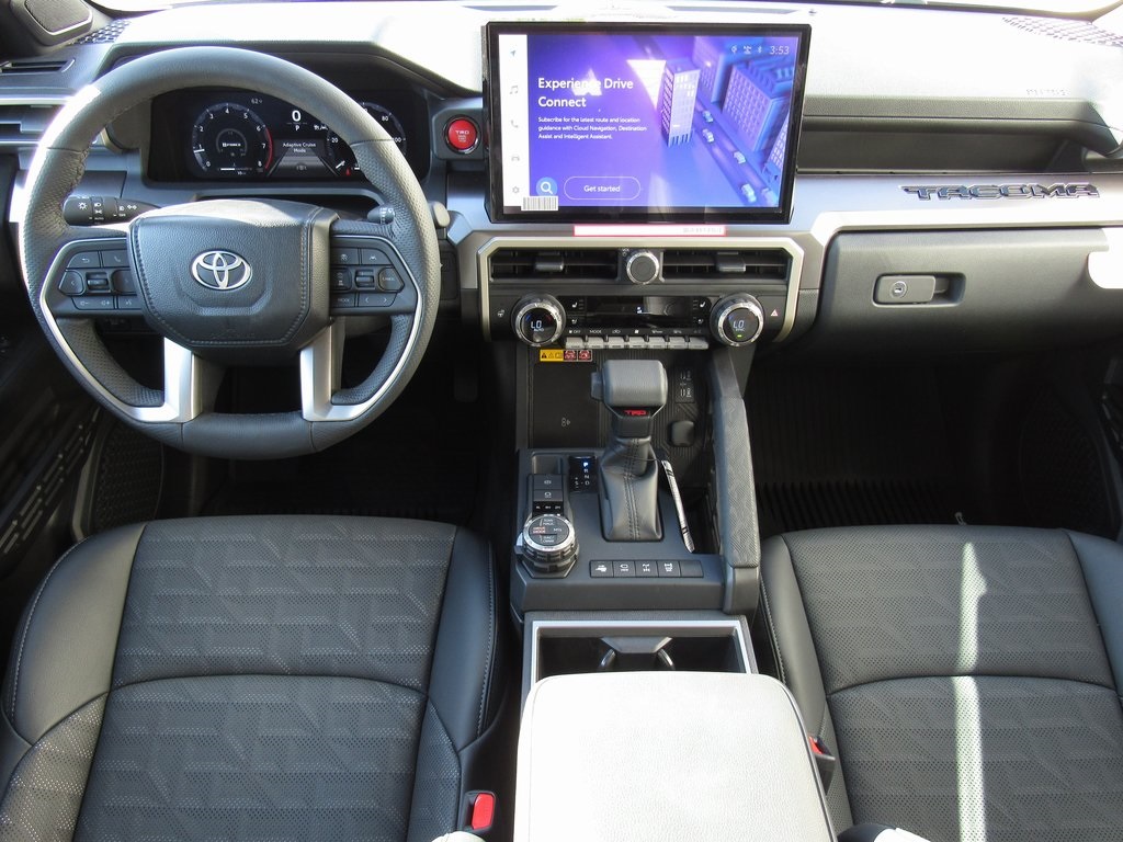 Vehicle image 34 of 40