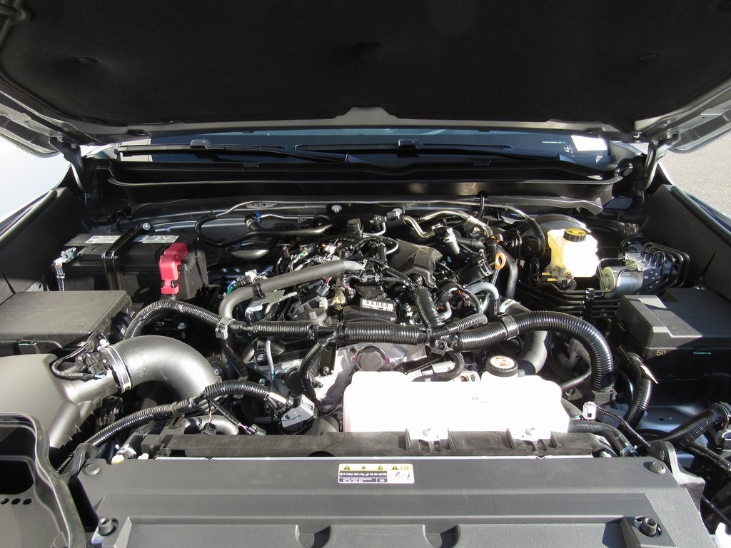 Vehicle image 11 of 40