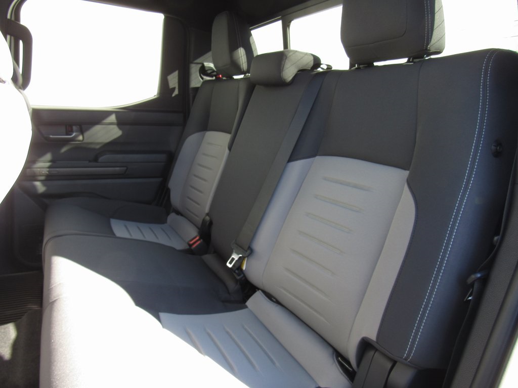 Vehicle image 20 of 40