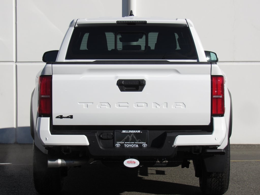 Vehicle image 7 of 40