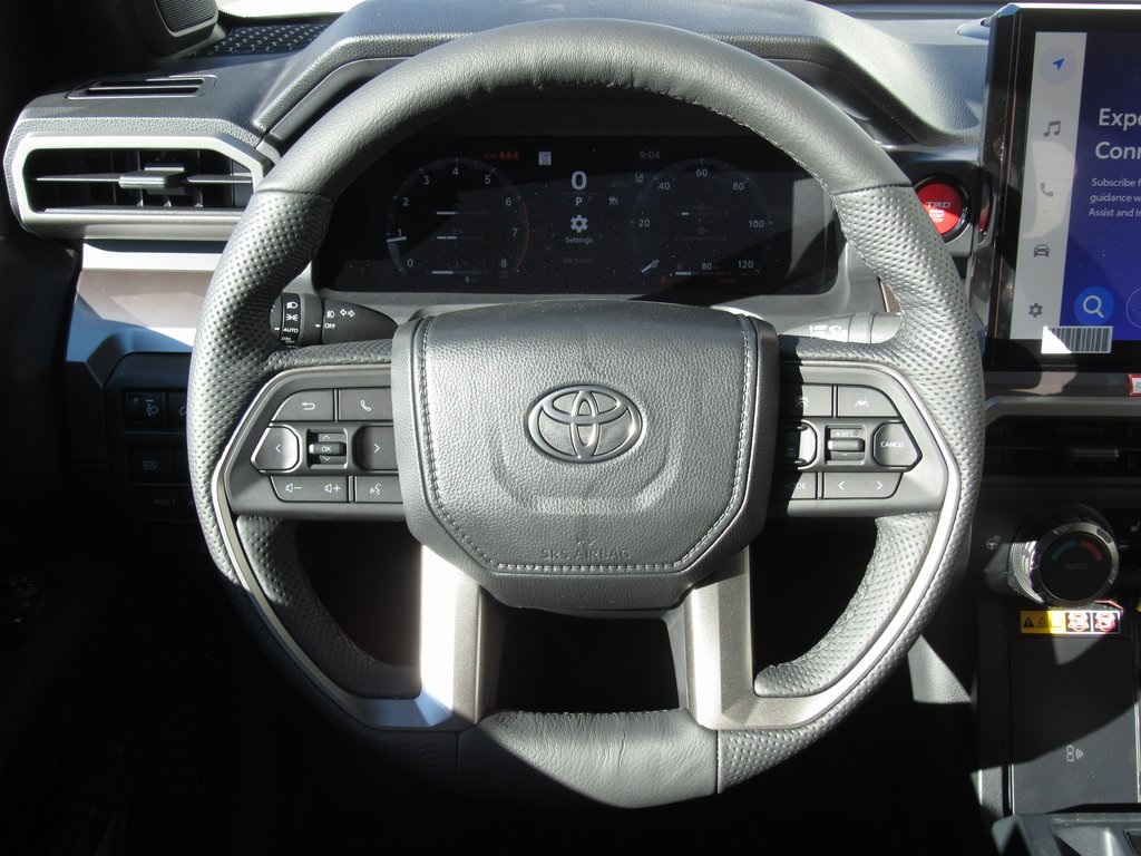Vehicle image 26 of 40