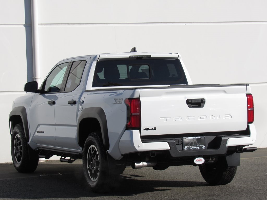 Vehicle image 5 of 40