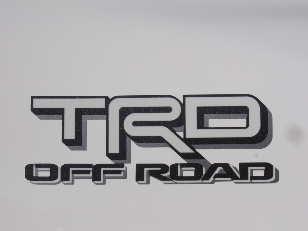 Vehicle image 11 of 40