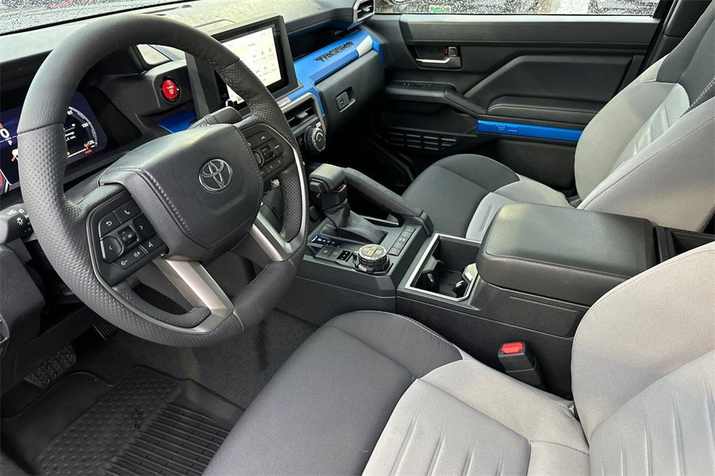 Vehicle image 7 of 22