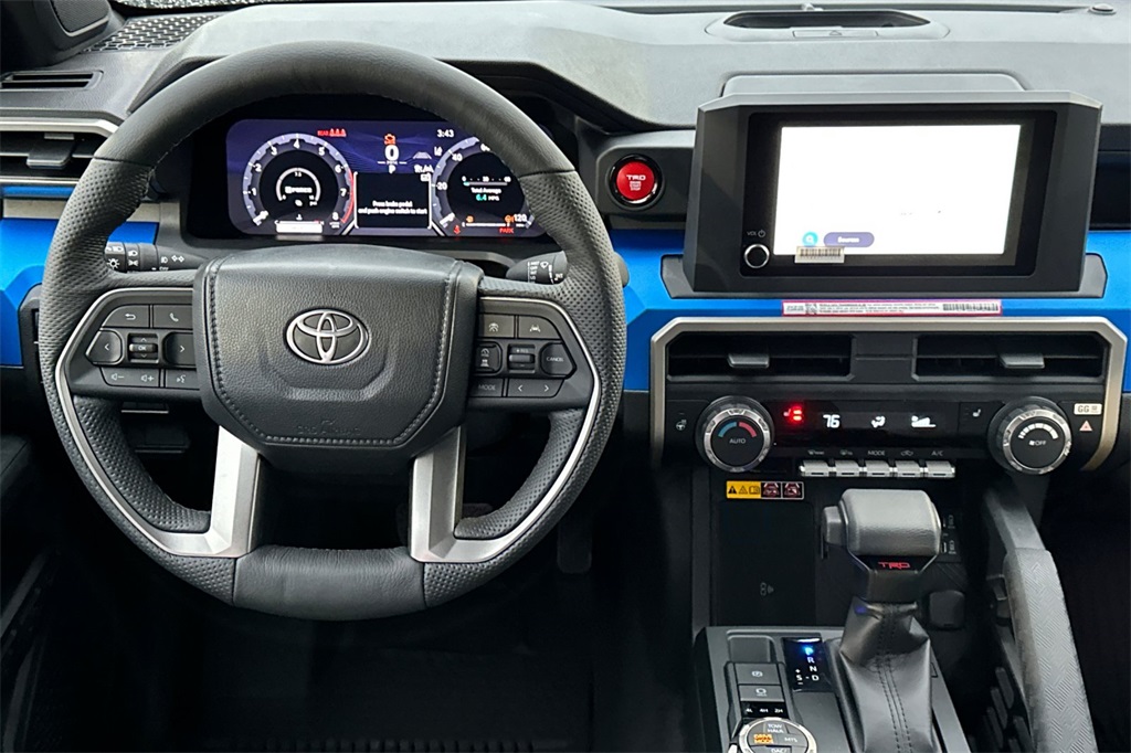 Vehicle image 11 of 22