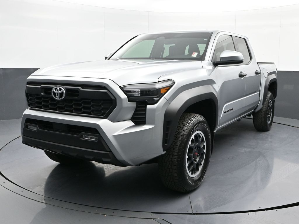 Vehicle image 2 of 32