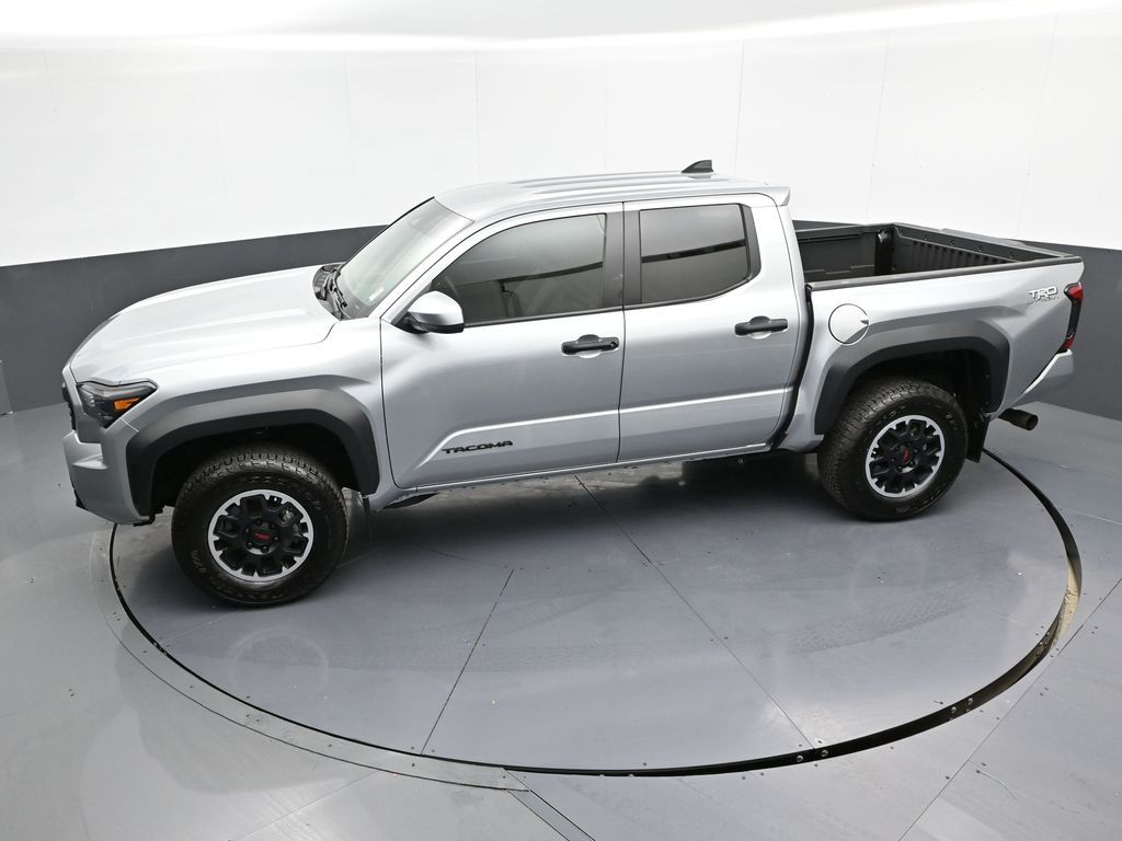 Vehicle image 1 of 32