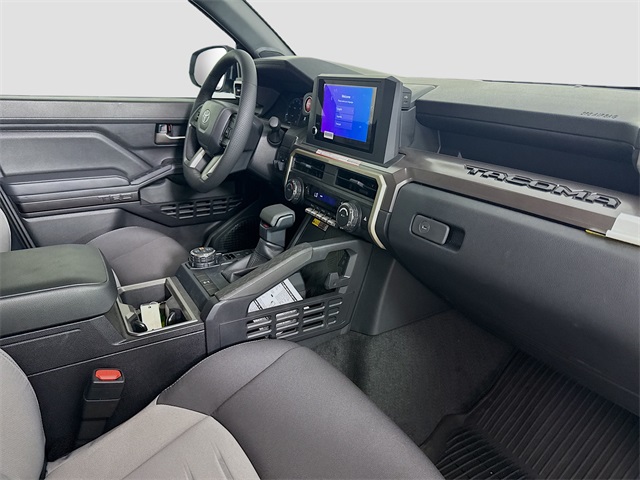 Vehicle image 28 of 40