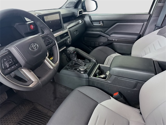 Vehicle image 9 of 40