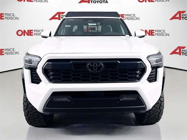 Vehicle image 2 of 40