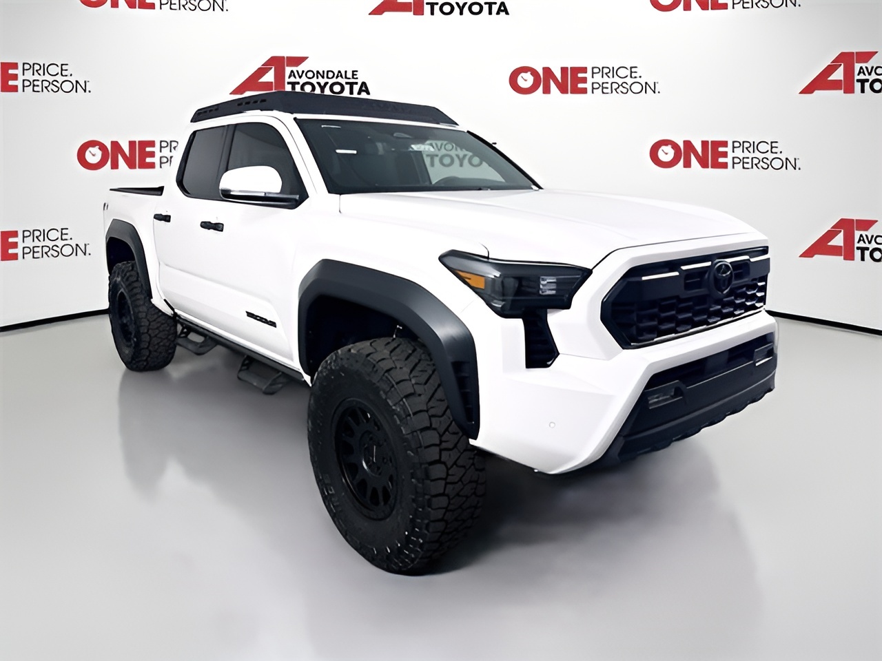 Vehicle image 35 of 40