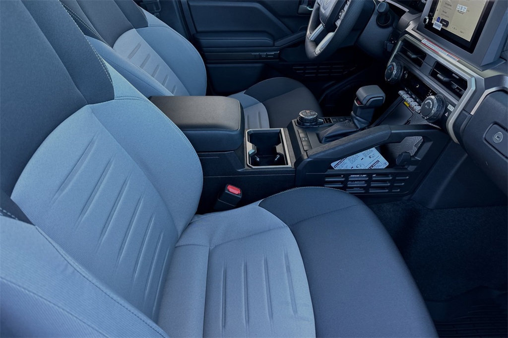 Vehicle image 12 of 22