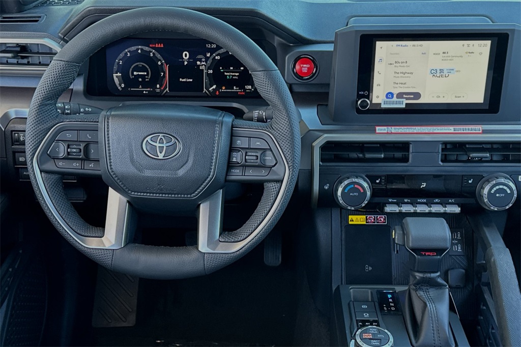 Vehicle image 11 of 22
