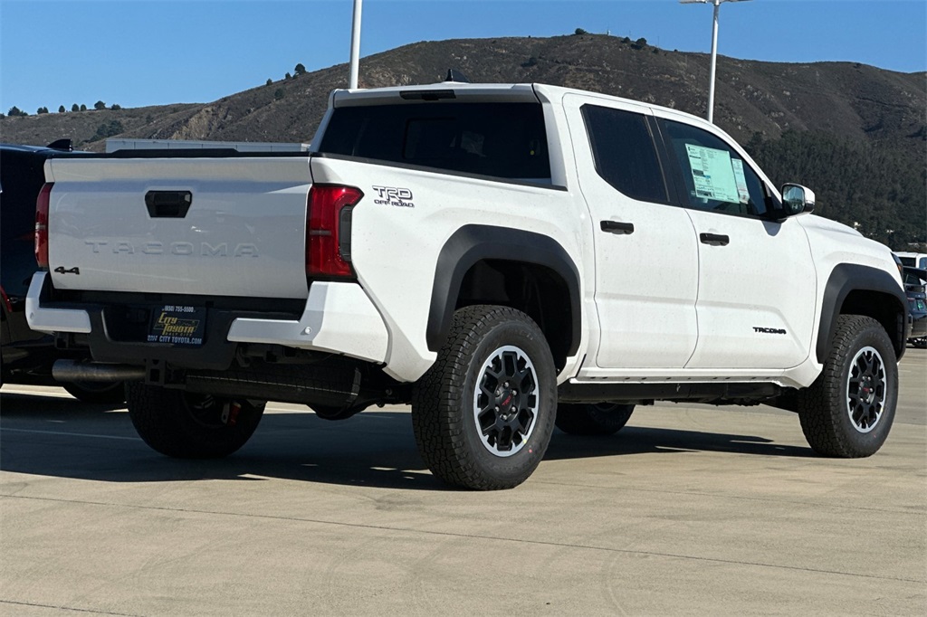 Vehicle image 4 of 22