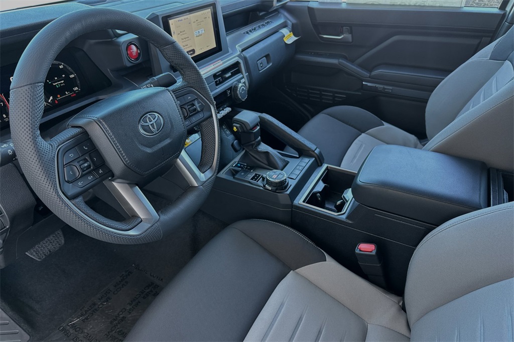 Vehicle image 7 of 22