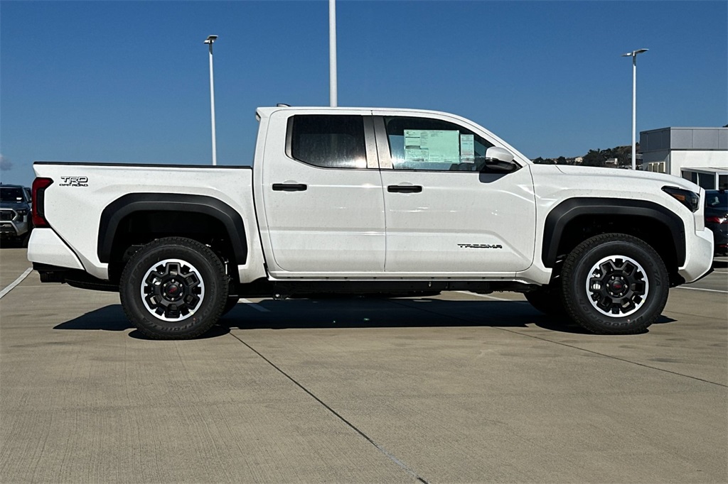 Vehicle image 5 of 22