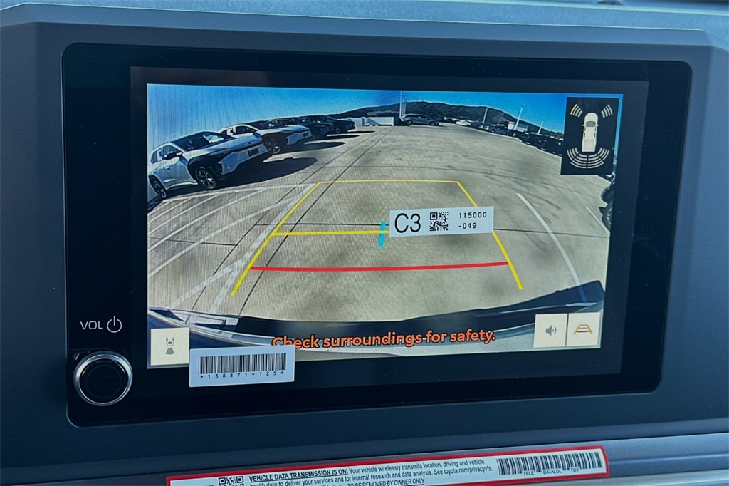 Vehicle image 15 of 22