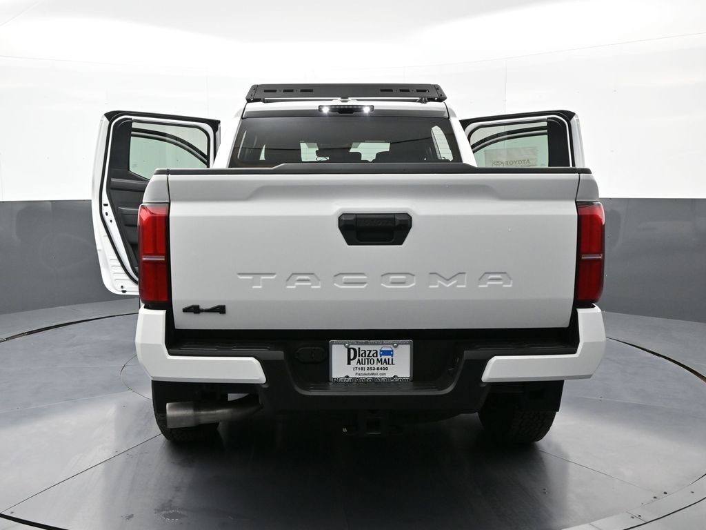 2024 Toyota Tacoma Limited Image 20 of 46