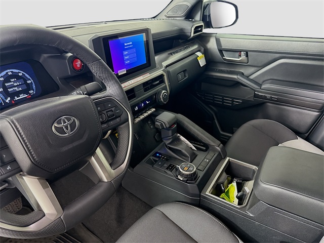 Vehicle image 9 of 41