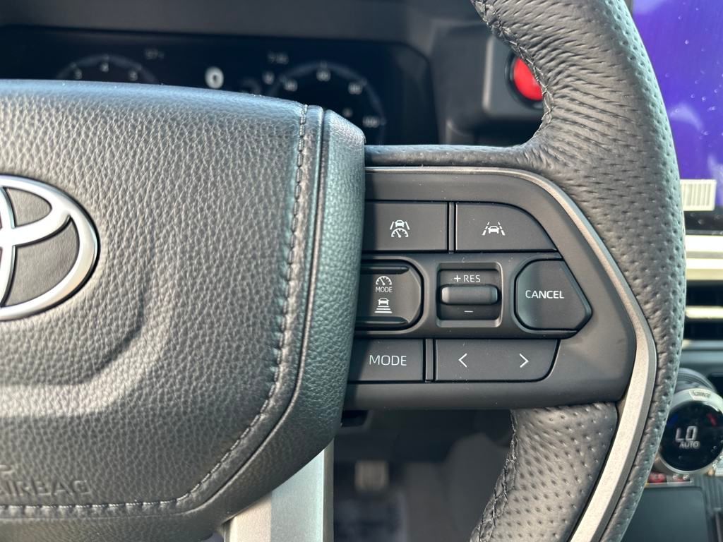 Vehicle image 20 of 29