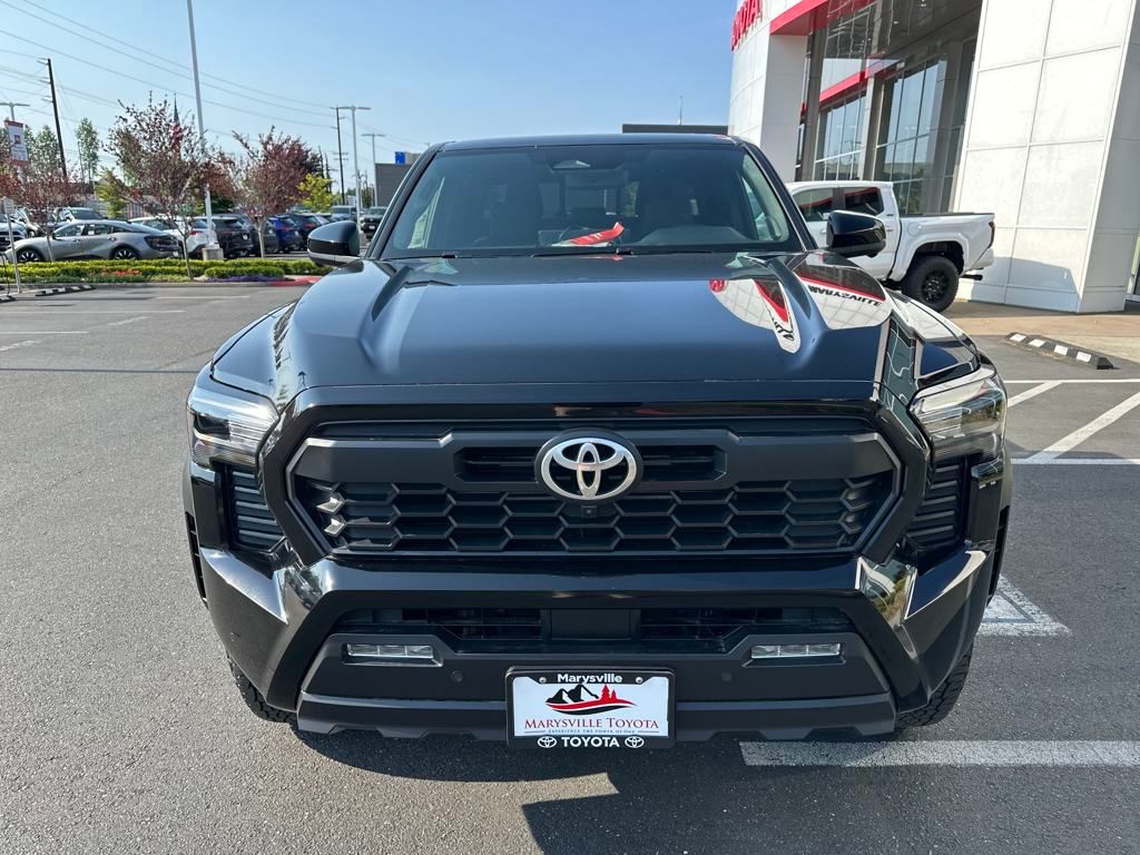 Vehicle image 2 of 29
