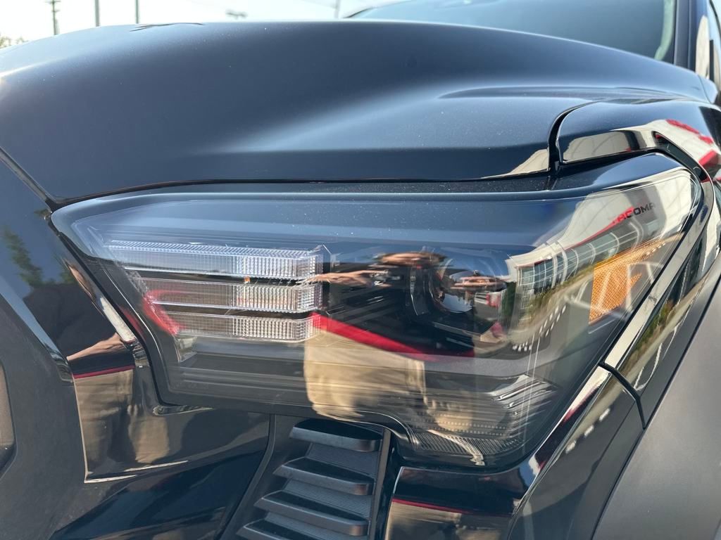 Vehicle image 9 of 29