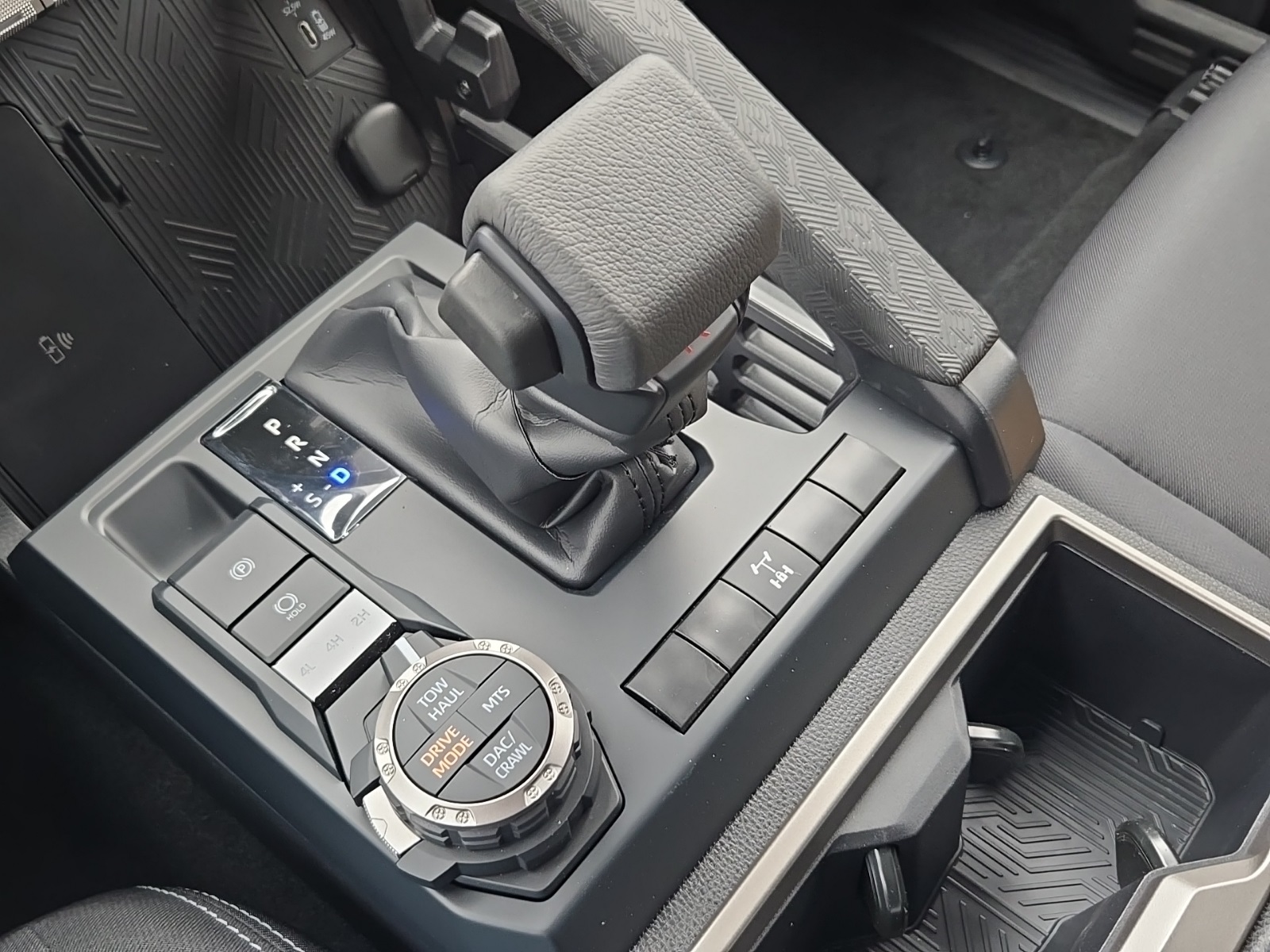 Vehicle image 45 of 49
