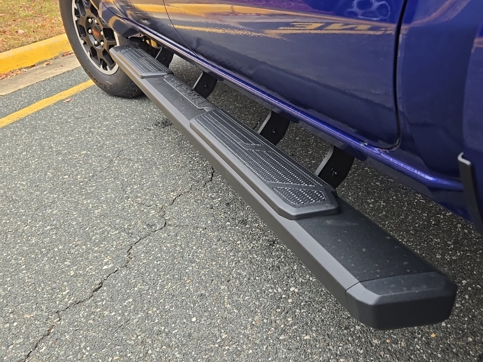 Vehicle image 15 of 49