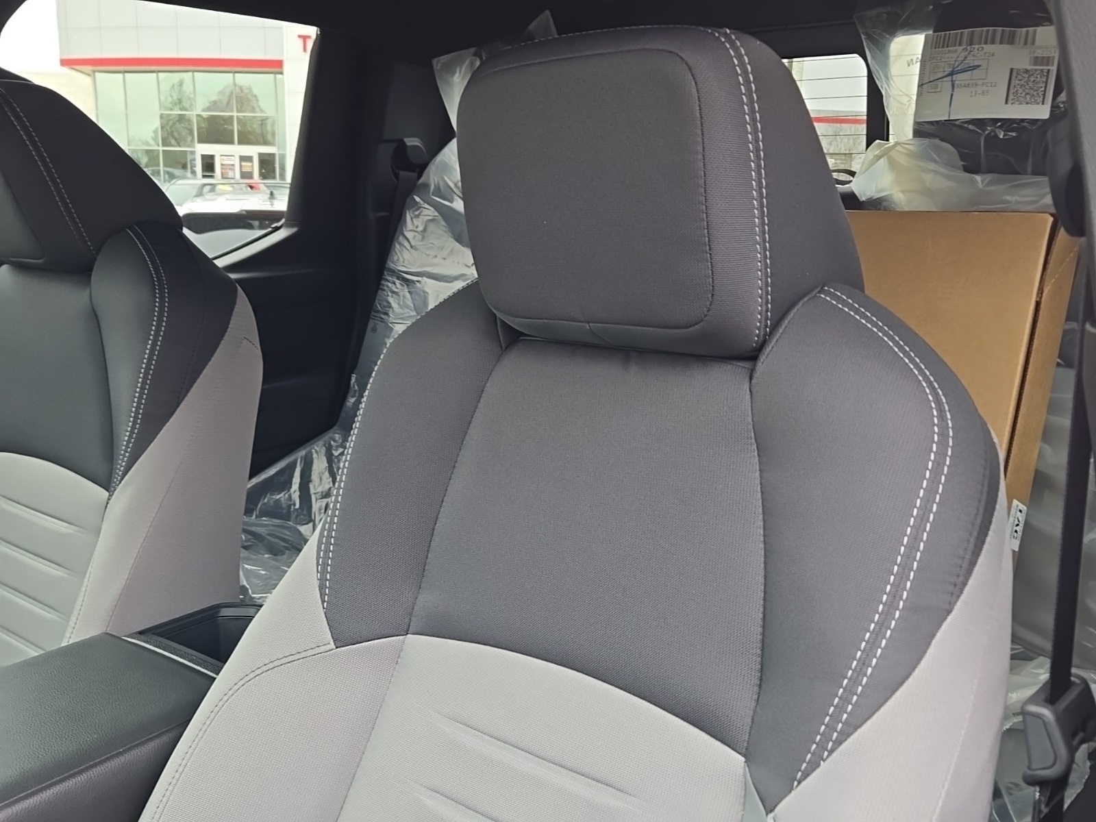 Vehicle image 19 of 49