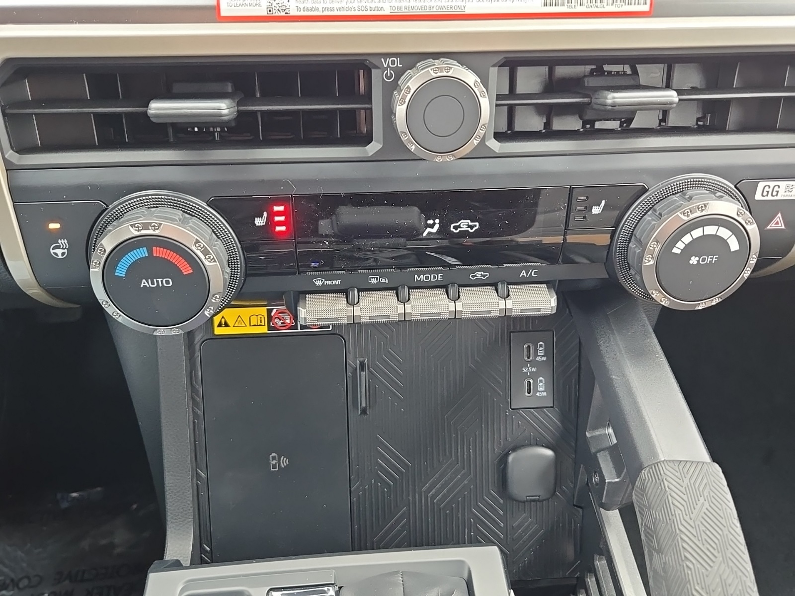 Vehicle image 41 of 49