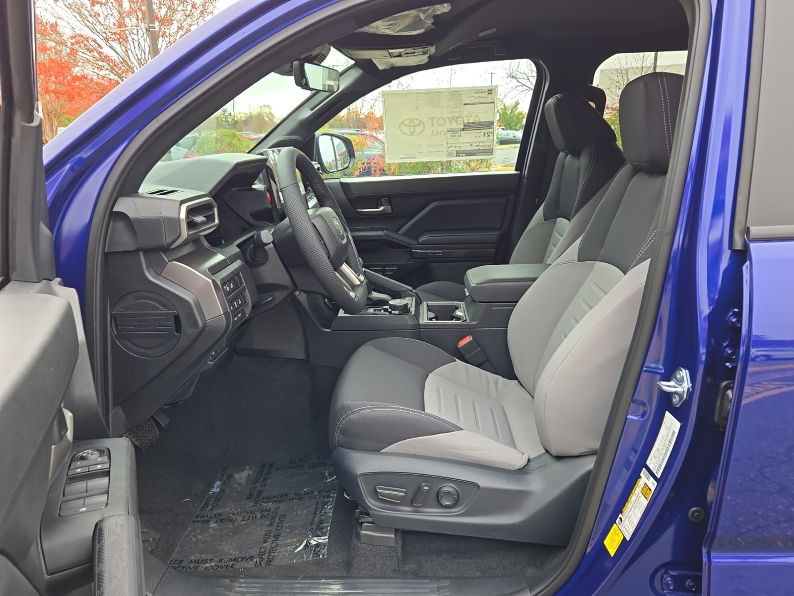 Vehicle image 25 of 49