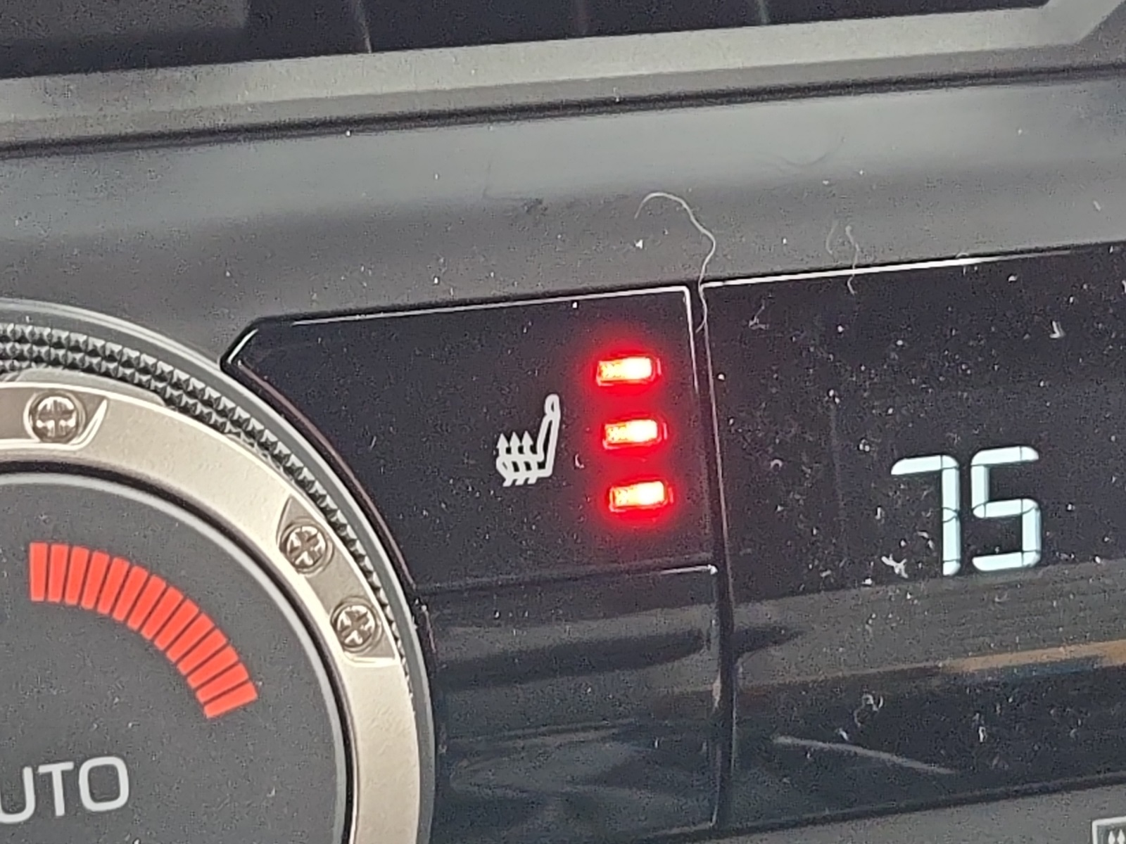 Vehicle image 43 of 49