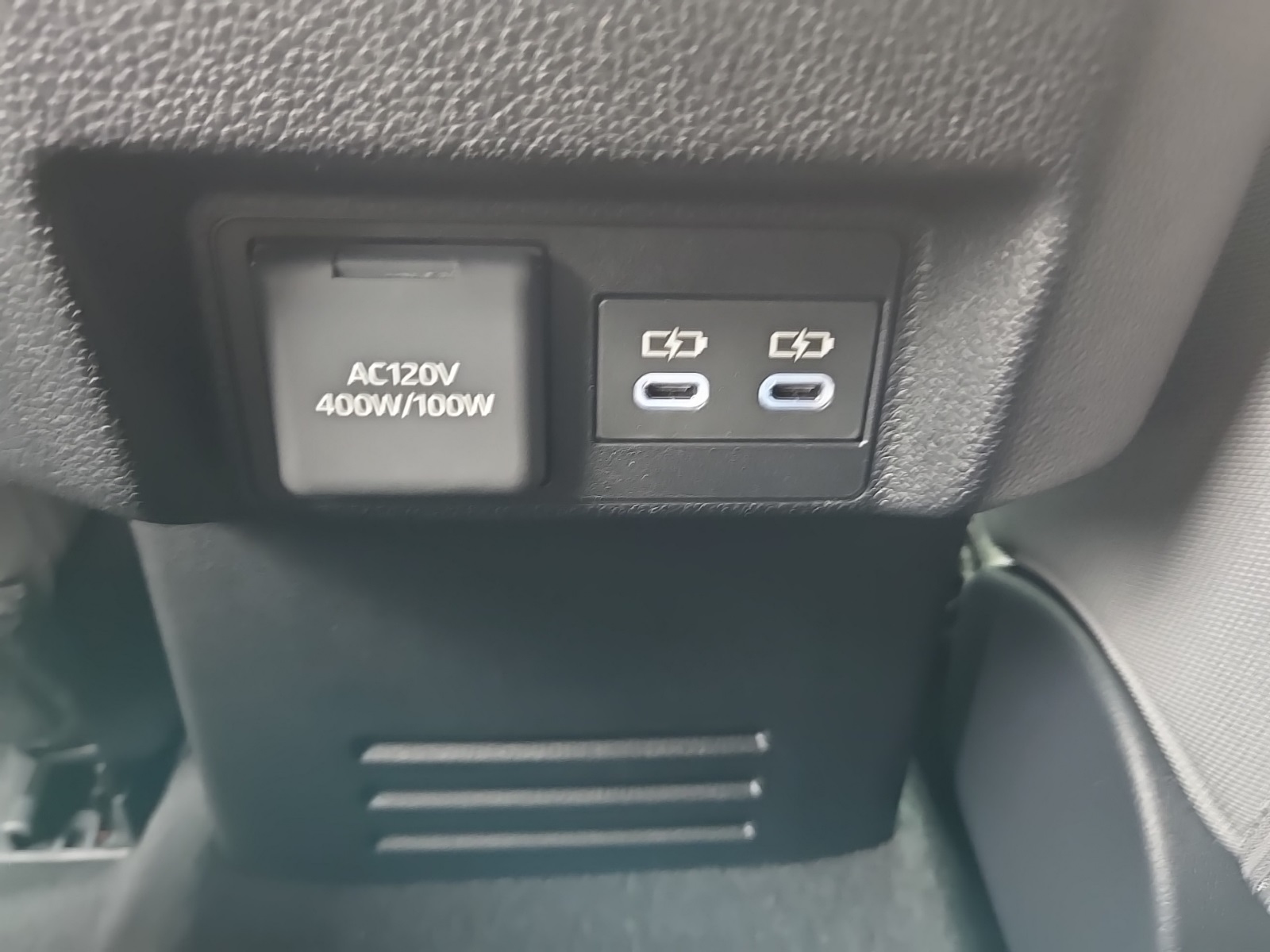 Vehicle image 24 of 49