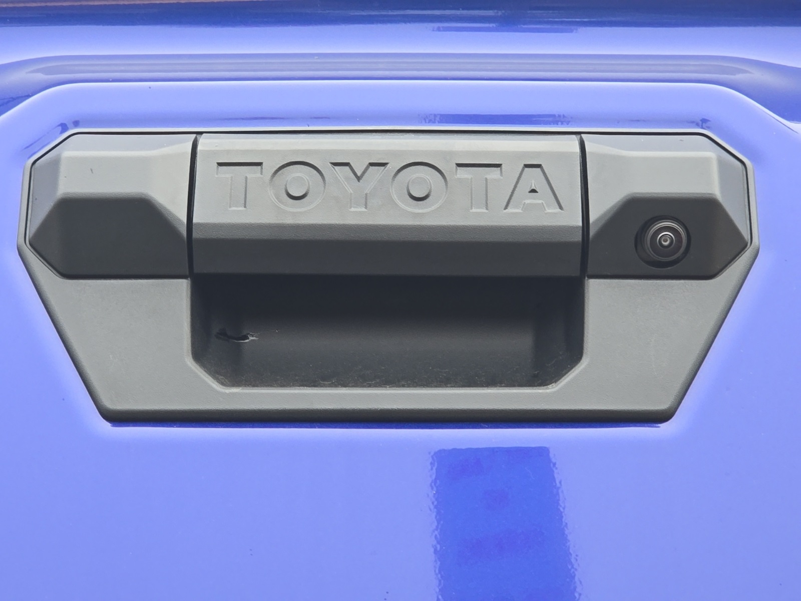 Vehicle image 11 of 49