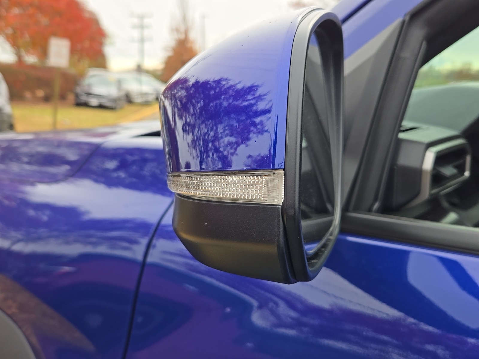 Vehicle image 17 of 49