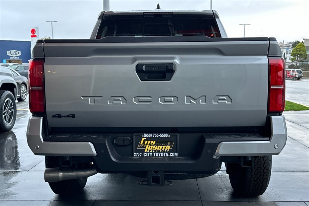 Vehicle image 6 of 22