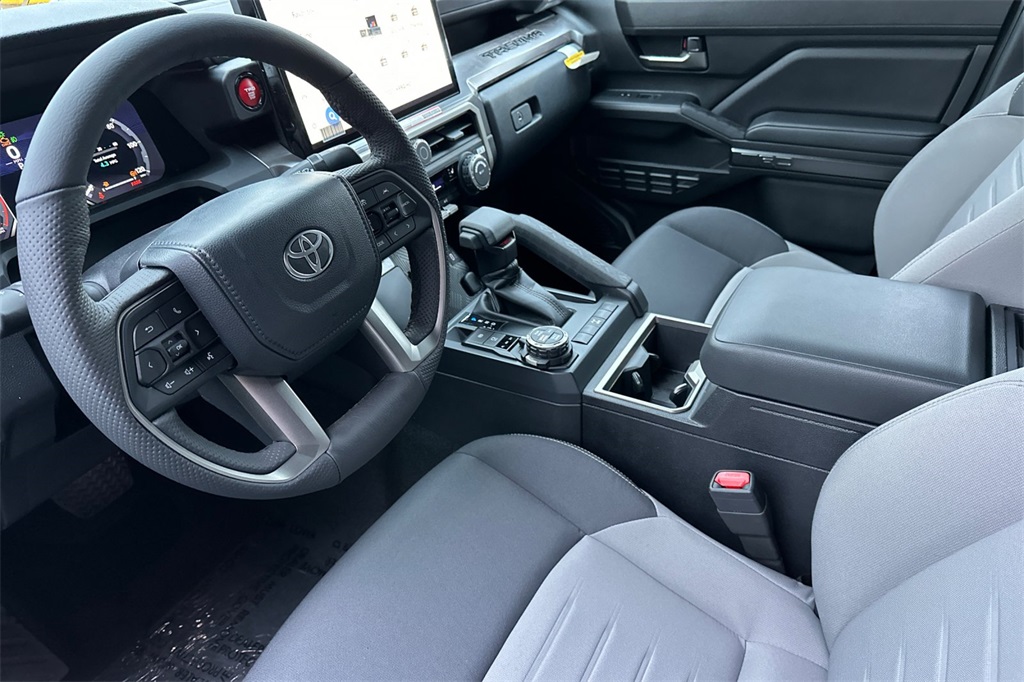 Vehicle image 7 of 22