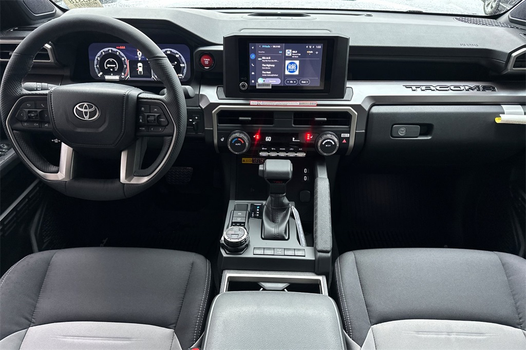Vehicle image 10 of 22