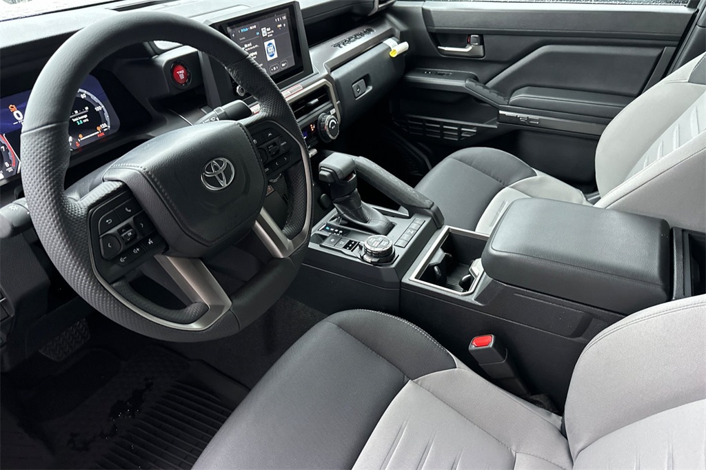Vehicle image 7 of 22