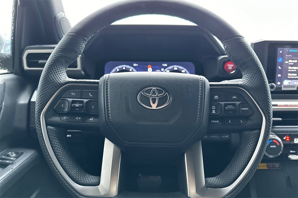Vehicle image 19 of 22
