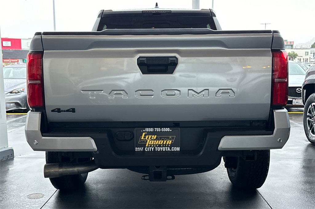 Vehicle image 6 of 22