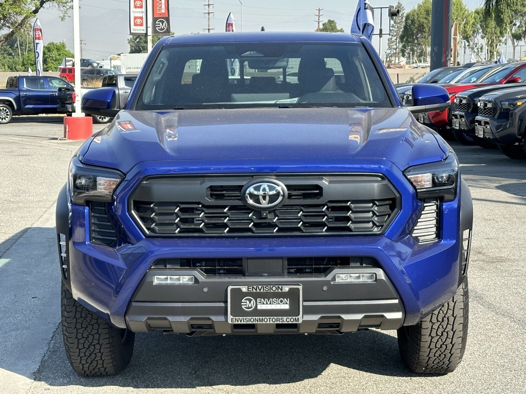 Vehicle image 3 of 28