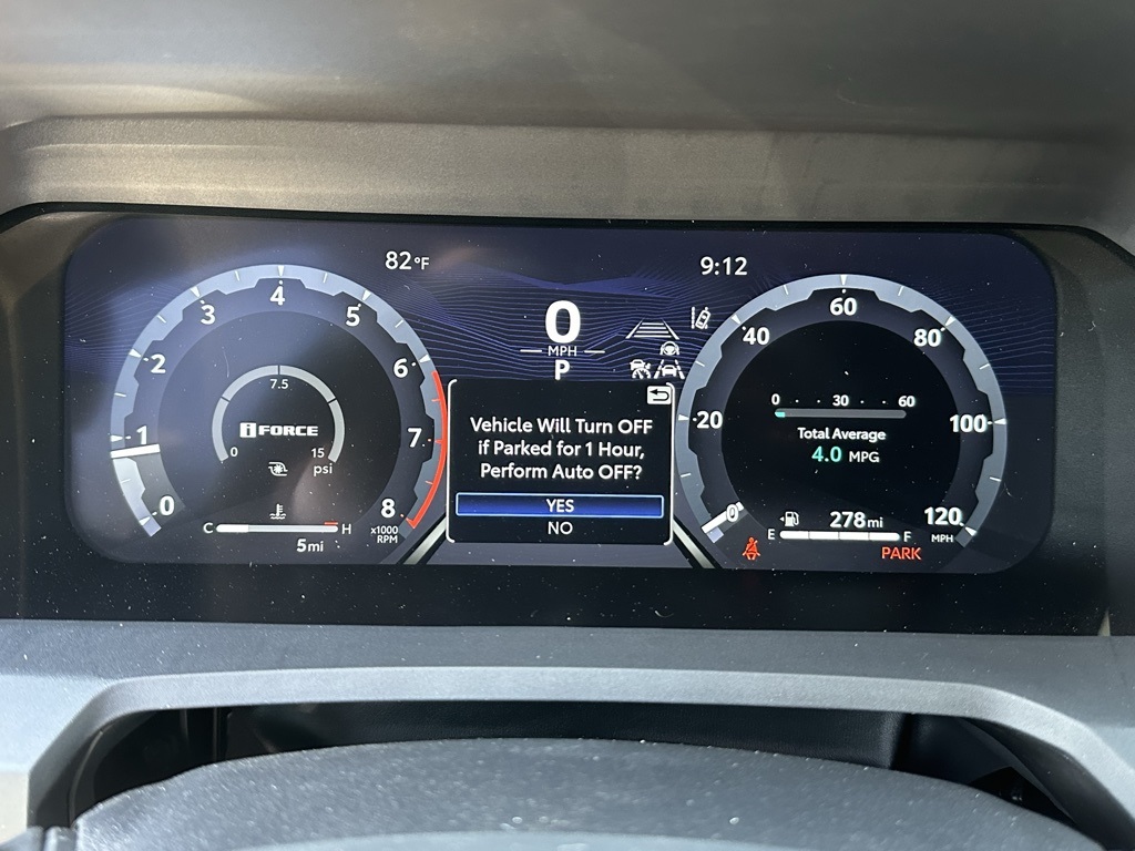 Vehicle image 22 of 28