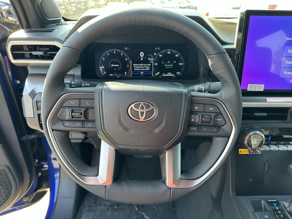 Vehicle image 19 of 28