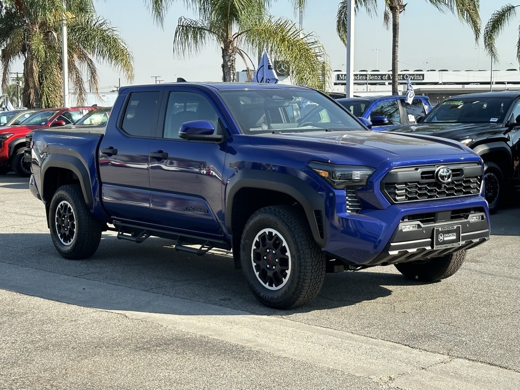 Vehicle image 4 of 28