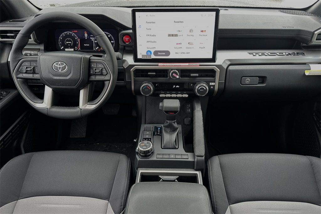Vehicle image 10 of 22