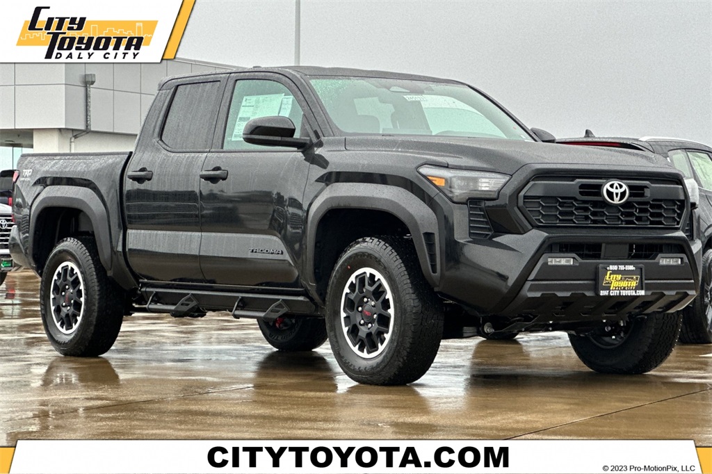 Vehicle image 3 of 22